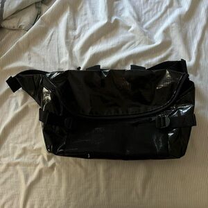 CALPAK Black Terra Sling